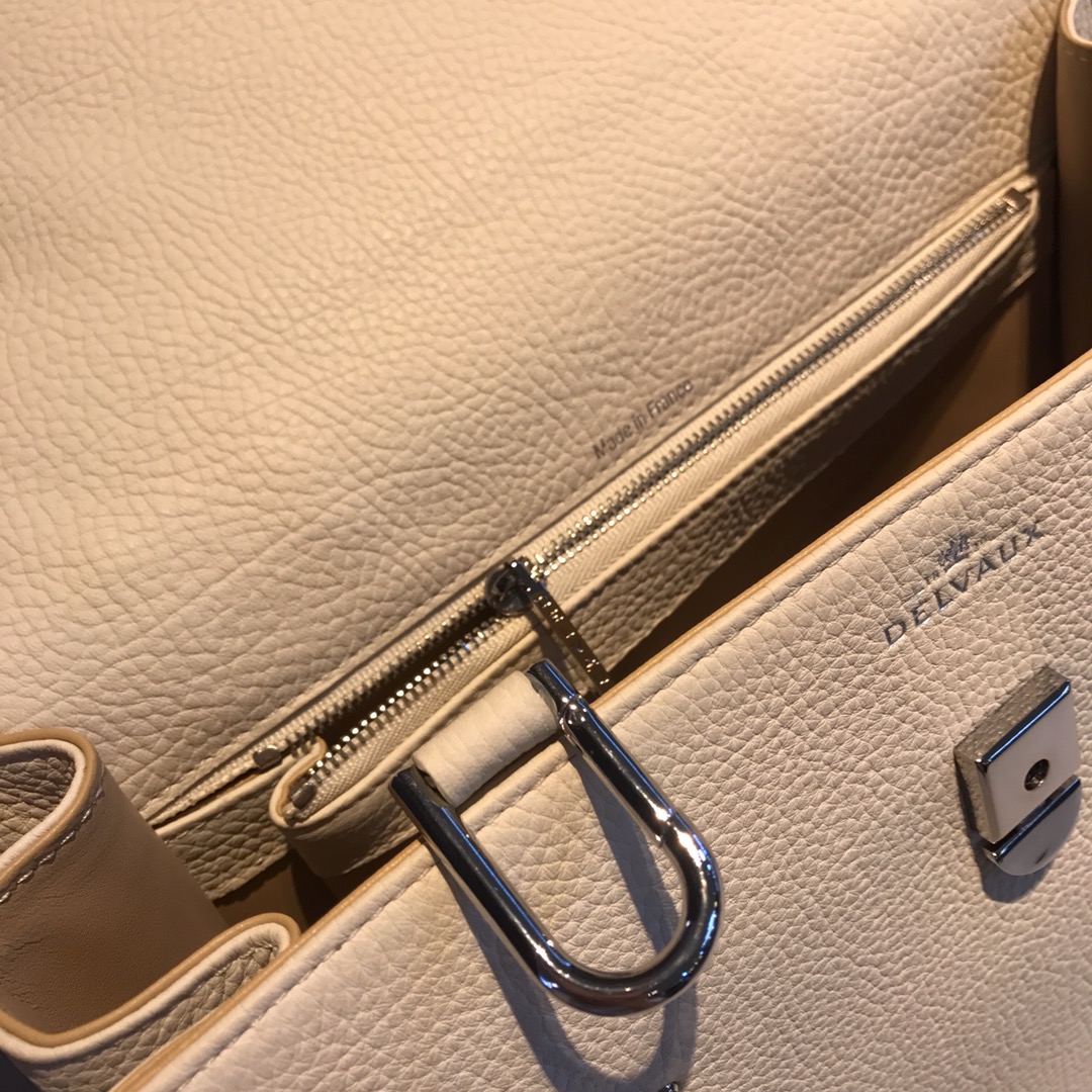 델보 톰페트 MM 백